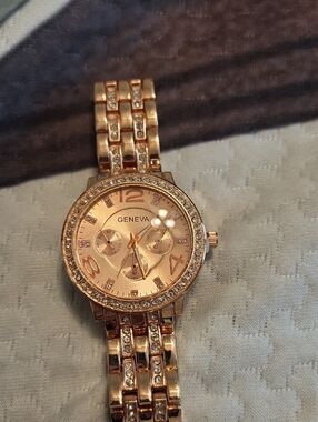 Geneva Rose Gold Crystal Bracelet Women's Watch
